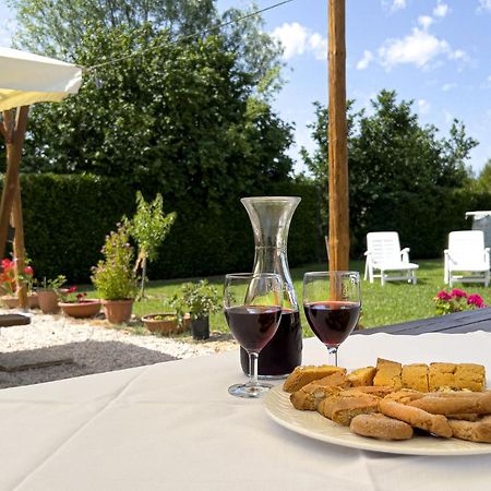 Agriturismo Terra Di Elea Azienda Agricola Di Raimondo Michela Ашеа Экстерьер фото
