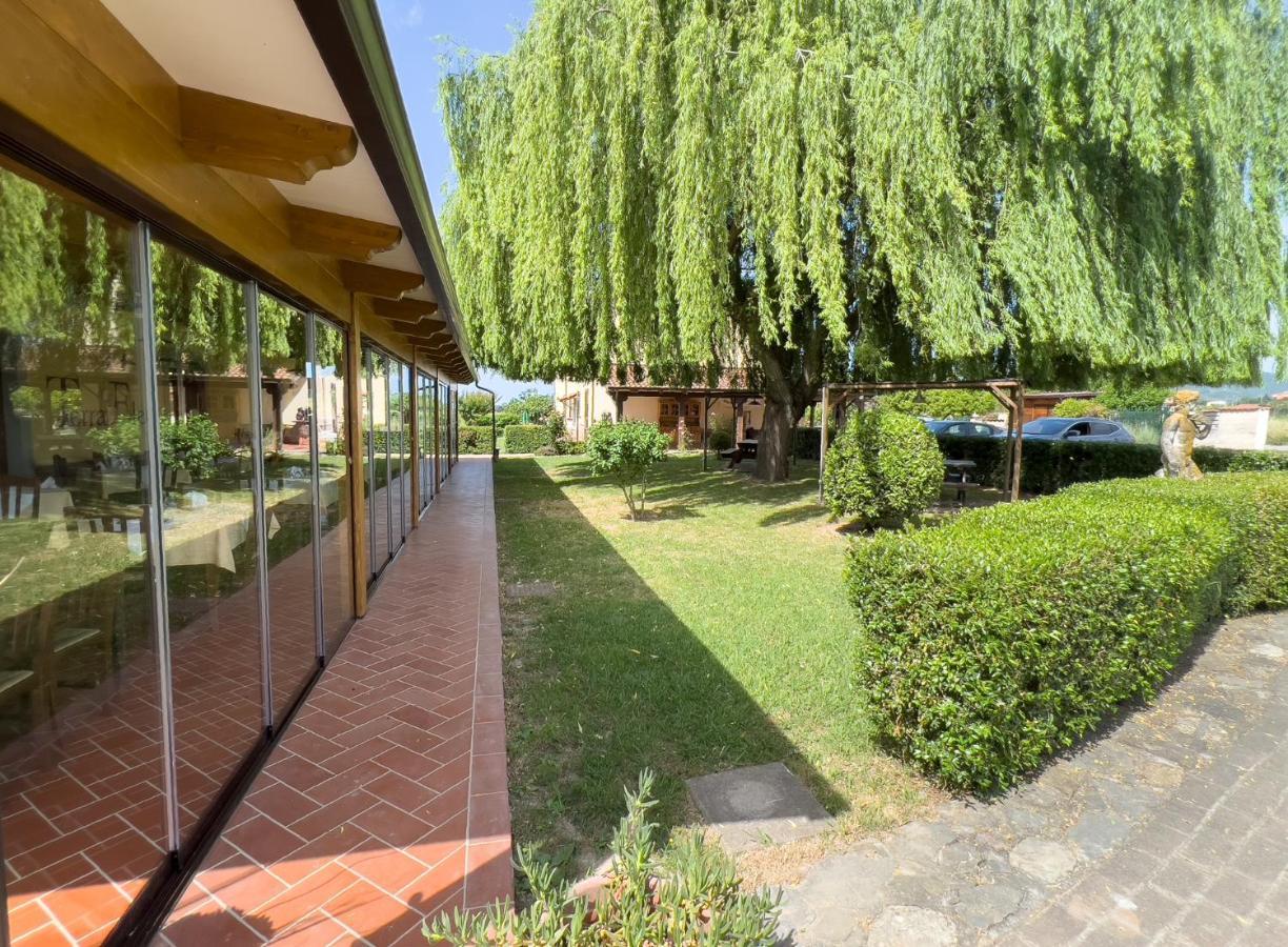 Agriturismo Terra Di Elea Azienda Agricola Di Raimondo Michela Ашеа Экстерьер фото